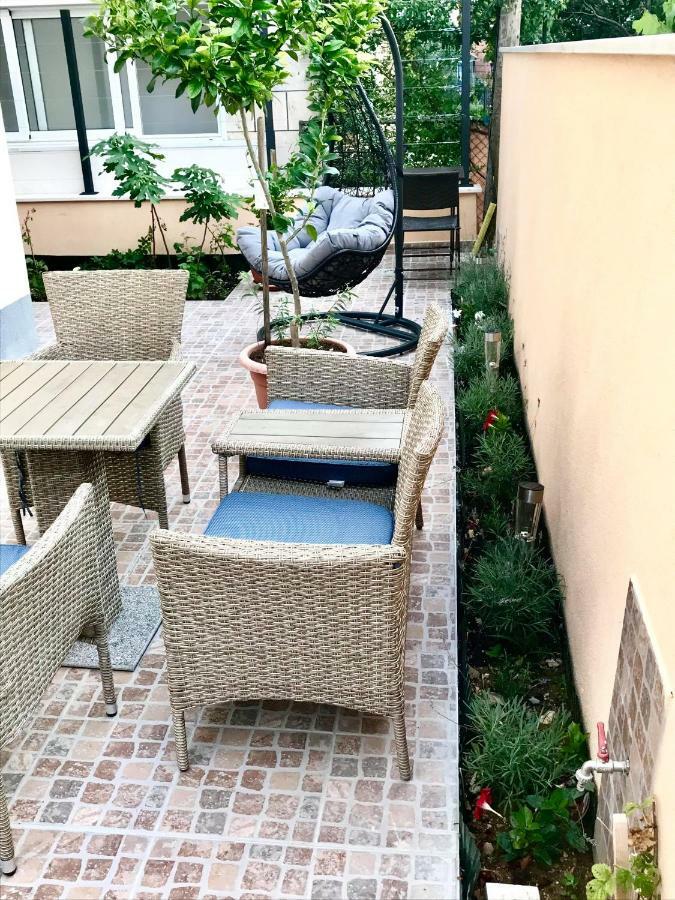 דירות Cocoville Beach House- מאקרסקה מראה חיצוני תמונה